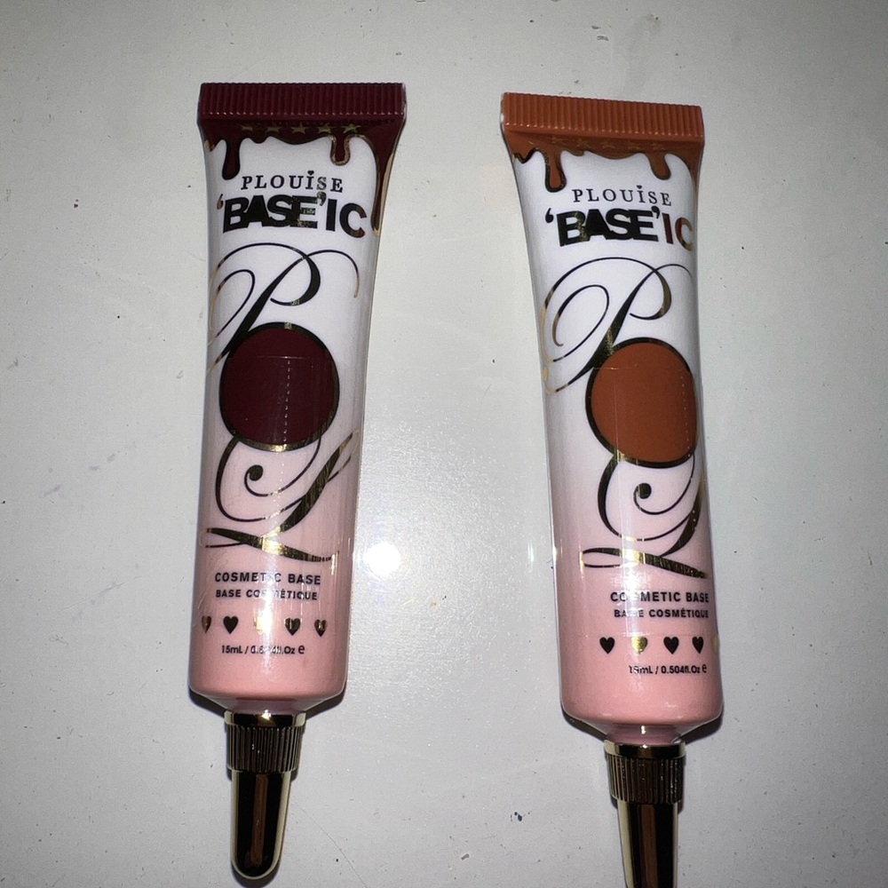 Plouise eyeshadow cosmetic bases